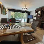 Am Roten Tor Apartment