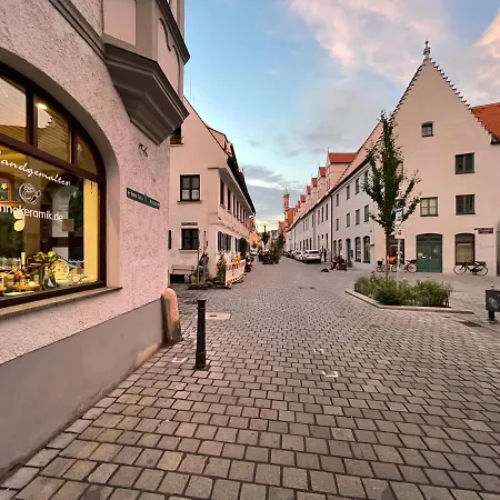 Am Roten Tor Apartment Augsburg