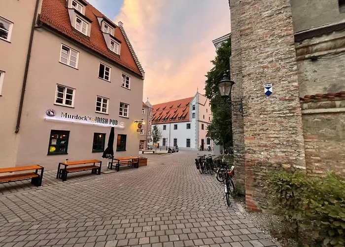 Am Roten Tor Apartment *